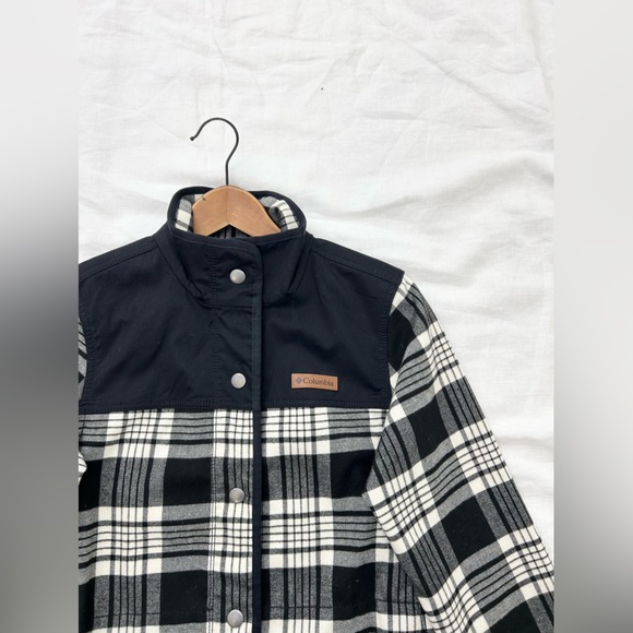 Columbia Alpine Jacket Plaid Shacket - Picture 8 of 12
